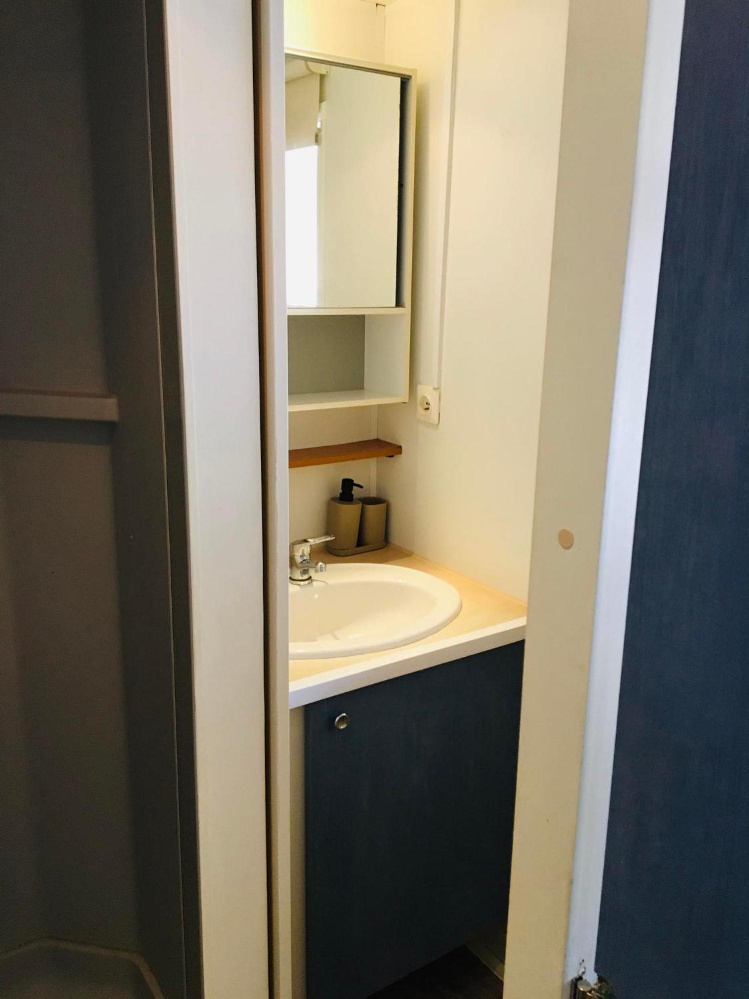 Mobil-Home Avec Grand Jardin Sérignan Exterior photo